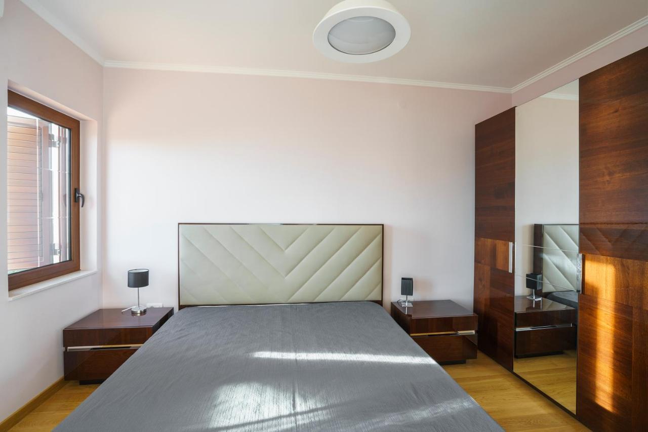 Sunbreeze Delux Villa